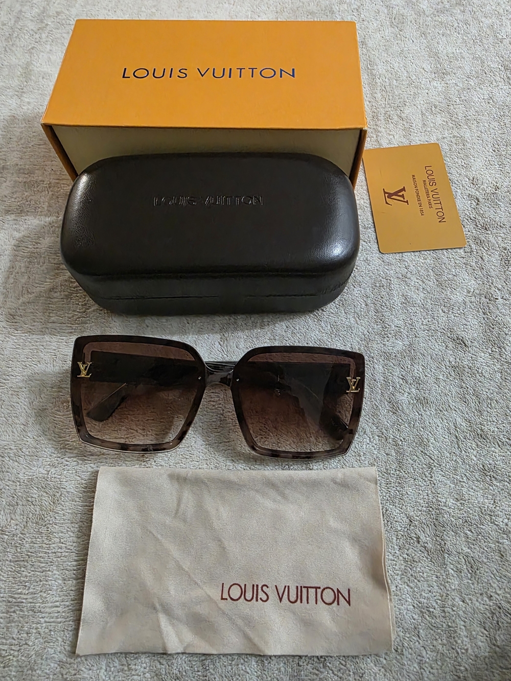 Fashion Brown Gradient Oversized Square Sunglasses